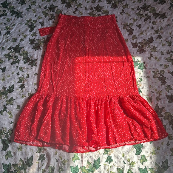 ZARA Dotted Midi Skirt w Attached Belt - Picture 2 of 4